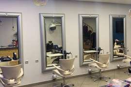 Salon de coiffure mixte barber à reprendre - Drôme des Collines (26)